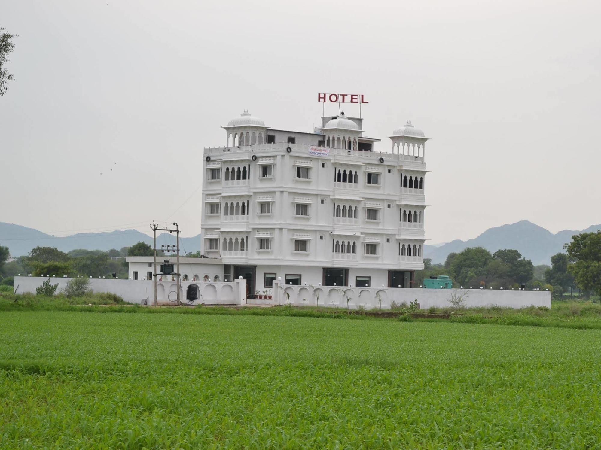 Hotel J M D Palace Udaipur Exterior photo